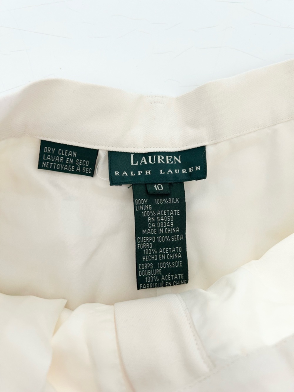Vintage Lauren Ralph Lauren Size 10 Silk Ivory High-Rise Bermuda Shorts - Picture 2 of 8